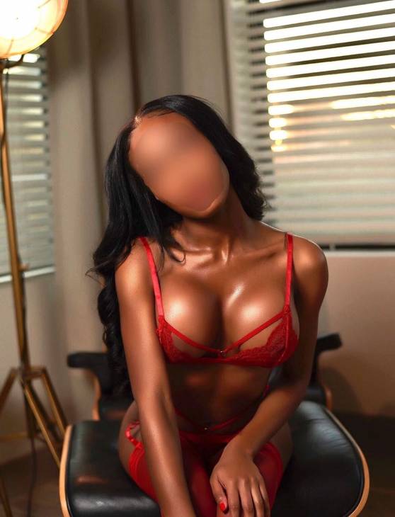 Giselle London
