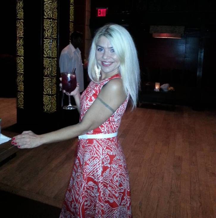 Luxury companion, masseuse, dominatrix WHITE WOMAN